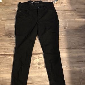 Black old navy mid rise curve jeans